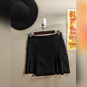 Vintage Black Pleated Mini Skirt